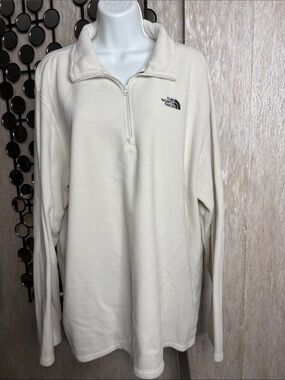 The North Face Men’s Cream Zip-Up Fleece Pullover